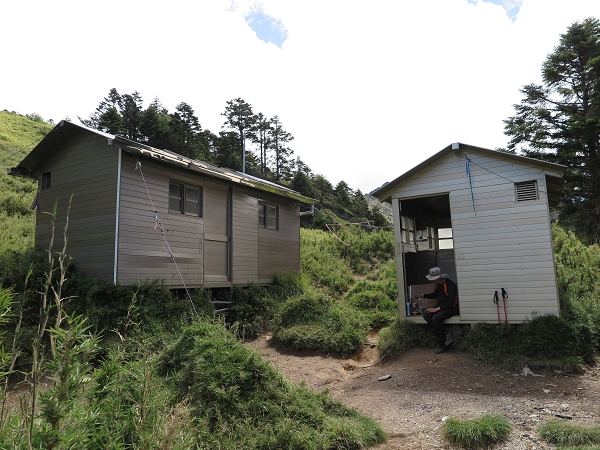 南湖大山水源 登山補給站