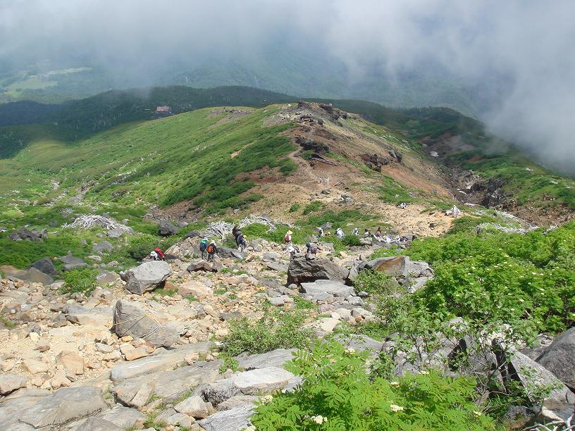 日本御嶽山登頂記 登山補給站