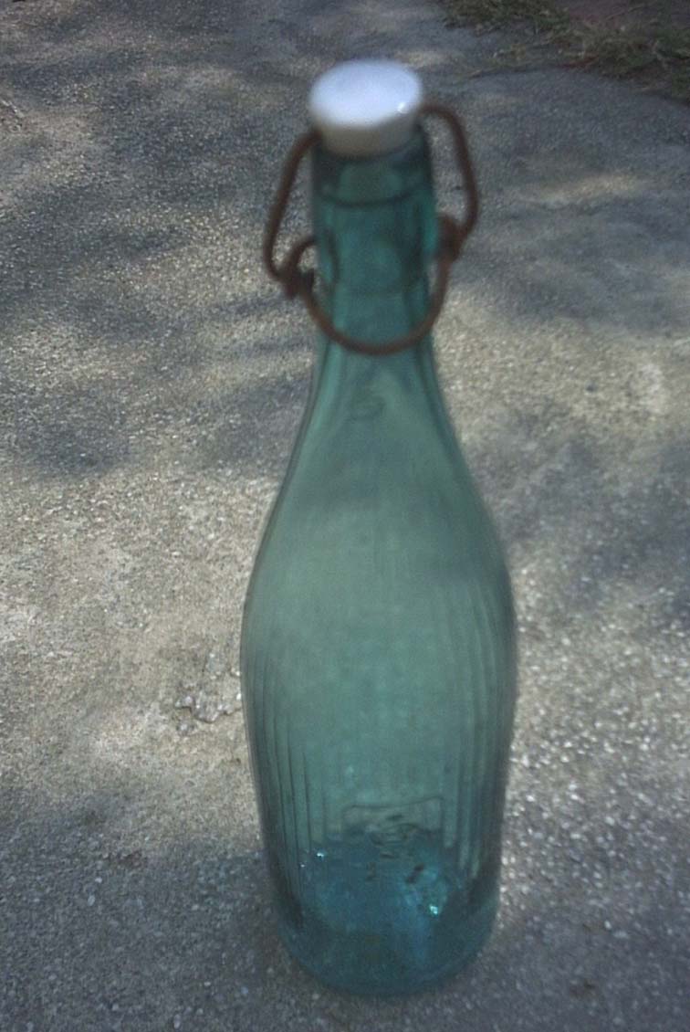 請問各位登山大大這是什麼酒瓶 登山補給站