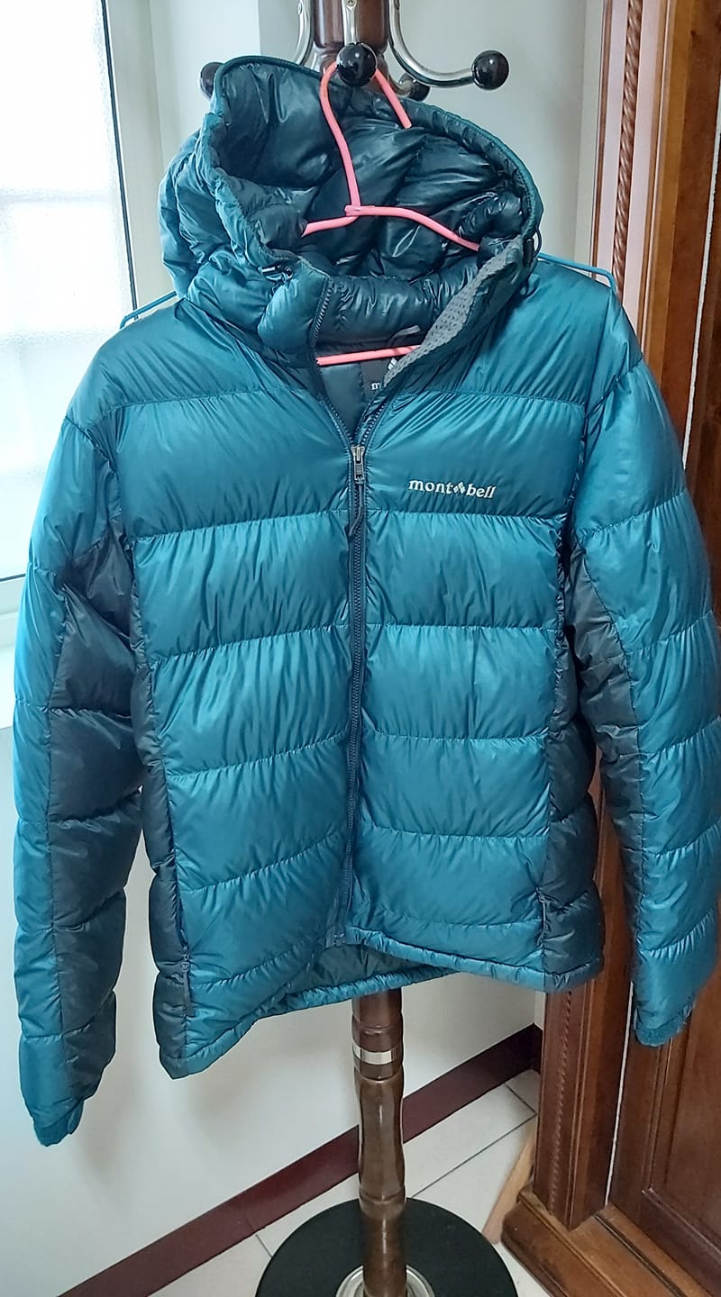 出售 Montbell#1101407男款連帽羽絨衣